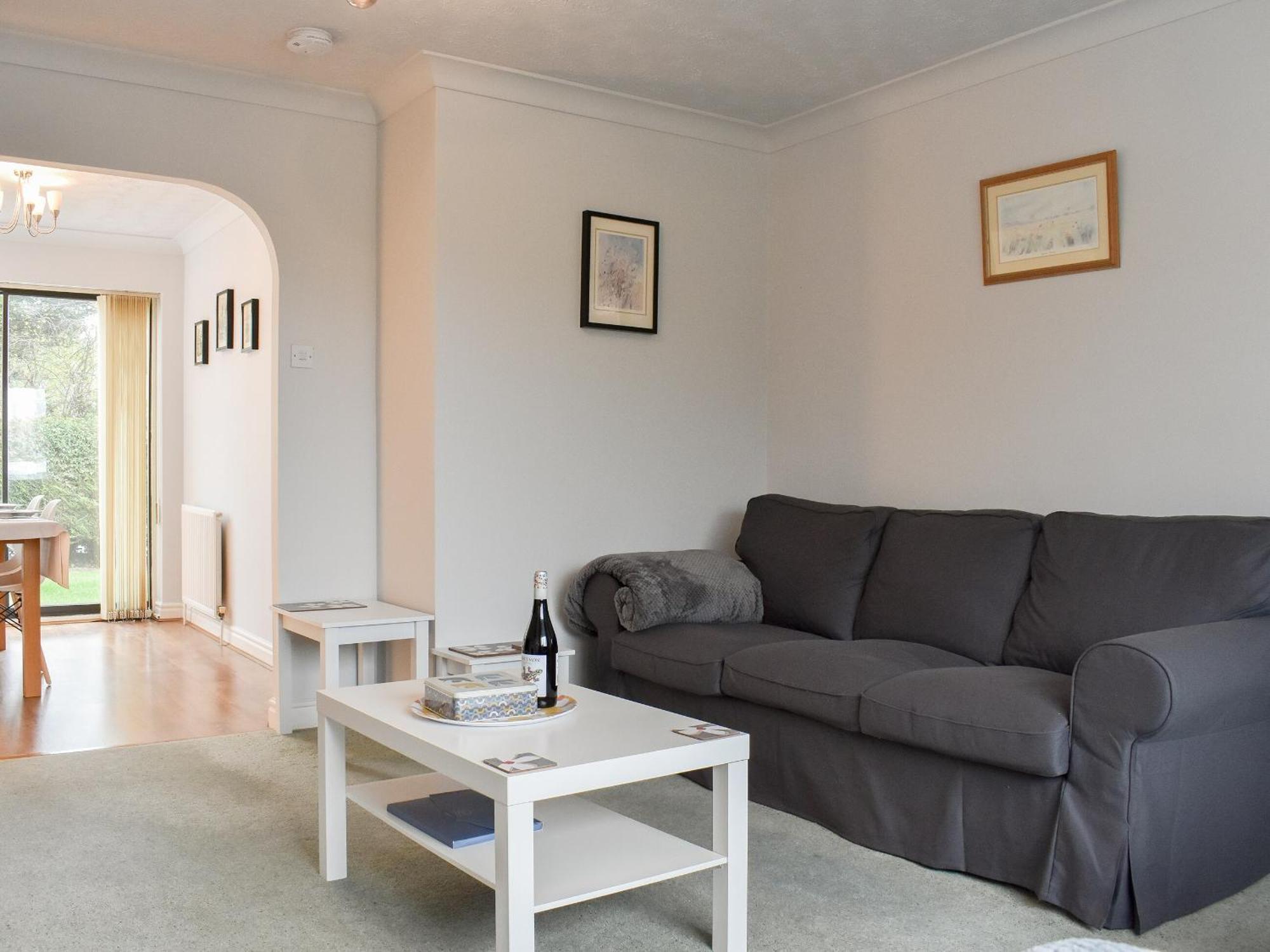 Flos Place Pickering Bagian luar foto